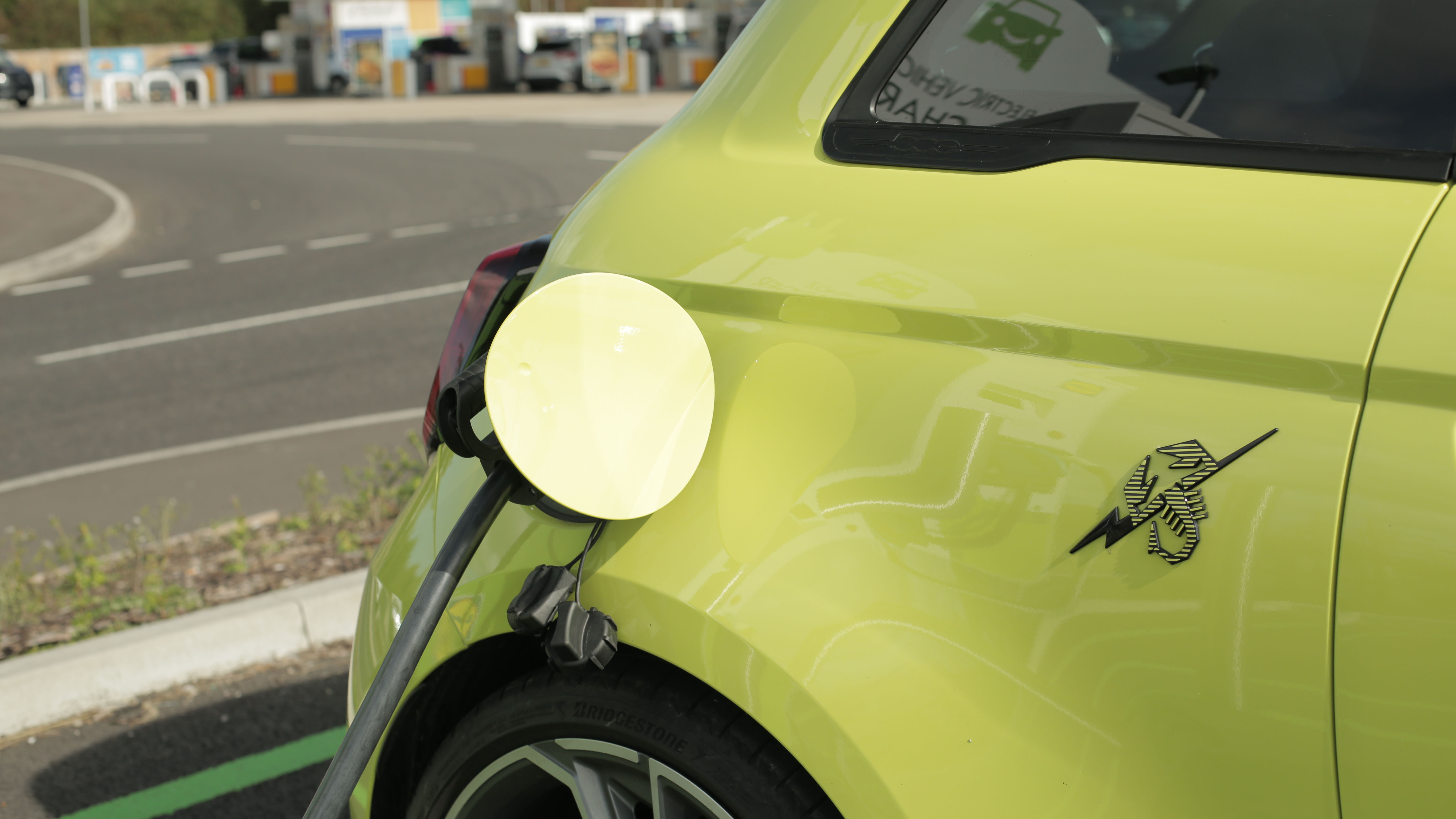 ABARTH 500 ELECTRIC HATCHBACK 114kW 42.2kWh 3dr Auto